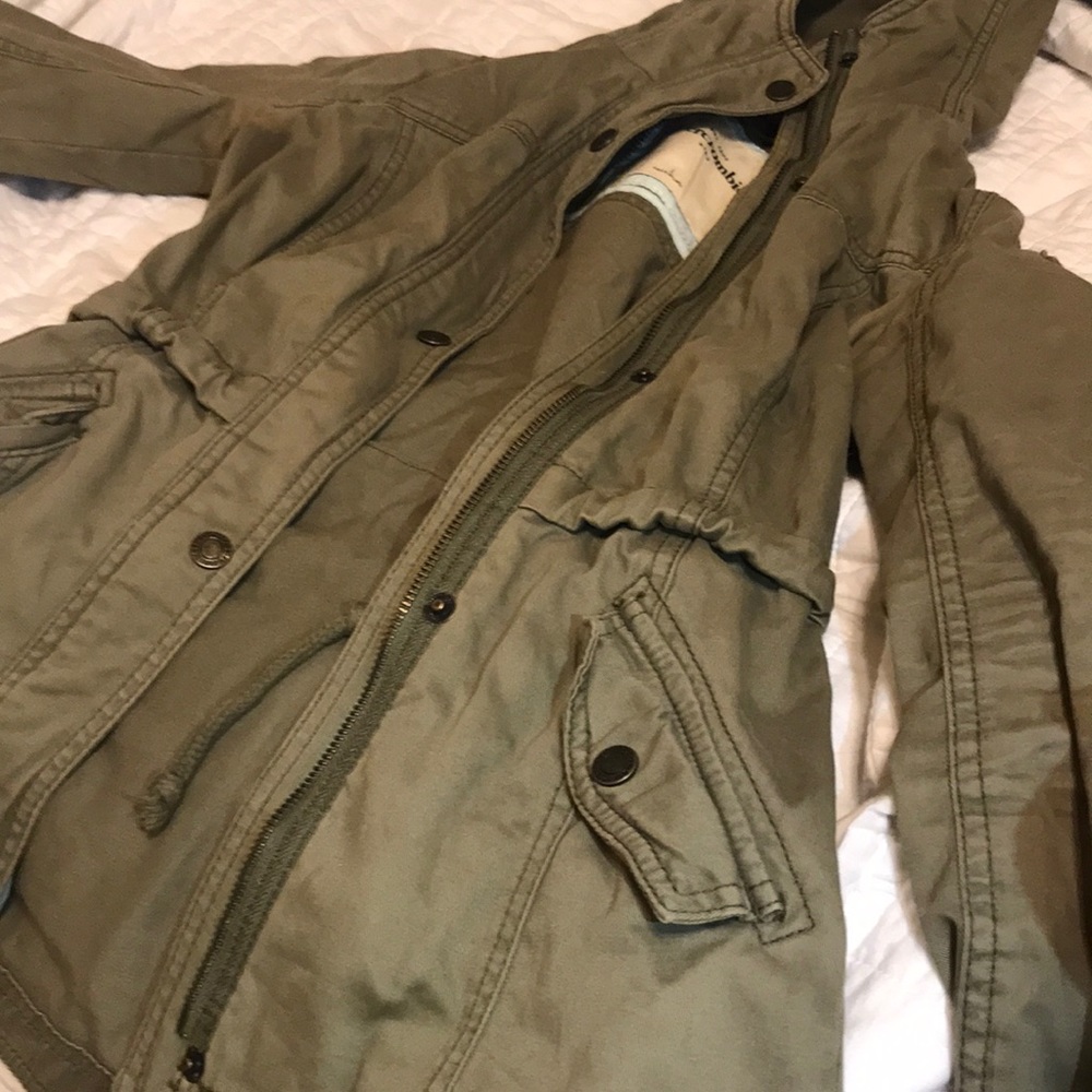 Army jacket - Picture 2 of 2